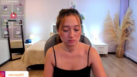 Snapshot of samara_hilton_2 chatting on 11.25.25 samara_hilton_2 online show from 11.25.25