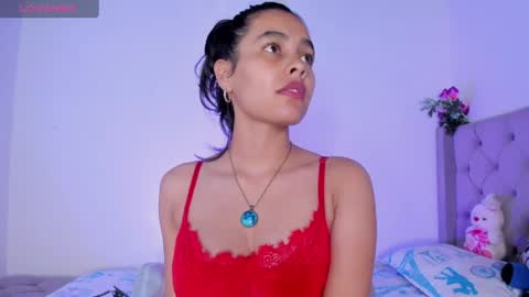 Samara is my name a pleasure delighted that you are here leave your thumb up it is important to me online show from 04.09.26