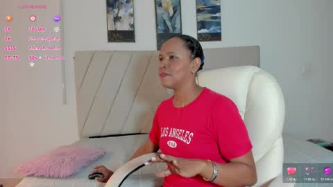 Snapshot of samaraa_smith1 chatting on 04.28.26 samaraa_smith1 online show from 04.28.26