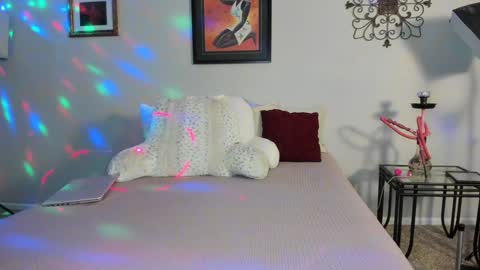 Yaya online show from 02.02.25