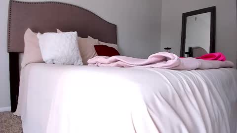 Yaya online show from 10.17.25