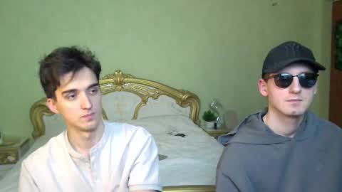 Snapshot of samcumtv chatting on 01.10.26 multitooman online show from 01.10.26