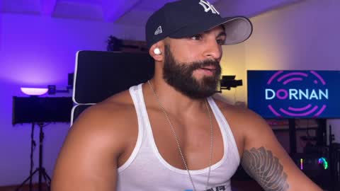 Snapshot of samdornan chatting on 12.28.24 Sam Dornan online show from 12.28.24