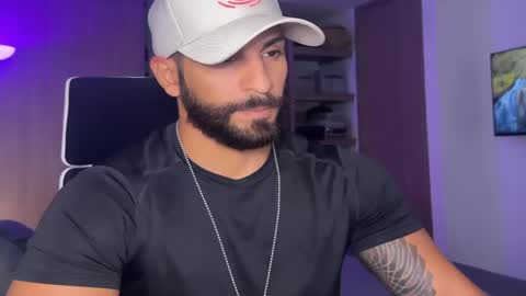 Snapshot of samdornan chatting on 01.16.25 Sam Dornan online show from 01.16.25