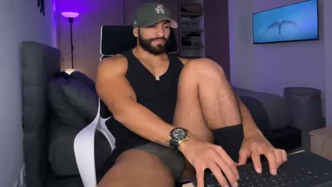 Snapshot of samdornan chatting on 01.23.25 Sam Dornan online show from 01.23.25