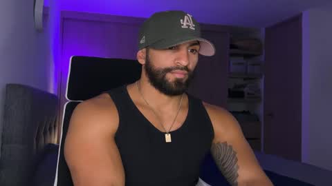 Snapshot of samdornan chatting on 02.11.25 Sam Dornan online show from 02.11.25