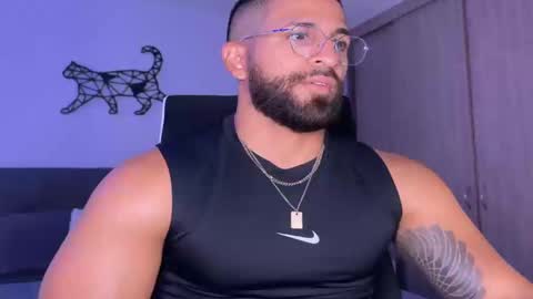 Snapshot of samdornan chatting on 09.09.25 Sam Dornan online show from 09.09.25