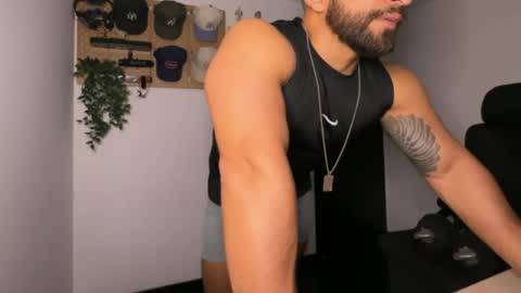 Snapshot of samdornan chatting on 02.15.26 Sam Dornan online show from 02.15.26