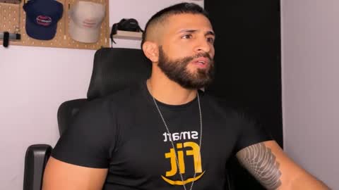 Snapshot of samdornan chatting on 02.25.26 Sam Dornan online show from 02.25.26