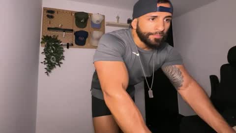 Snapshot of samdornan chatting on 02.28.26 Sam Dornan online show from 02.28.26