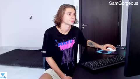 Snapshot of samgorgeous chatting on 02.21.25 Fansly - Top4fans online show from 02.21.25