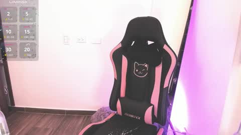 Snapshot of samiacooper25 chatting on 09.13.25 samiacooper25 online show from 09.13.25