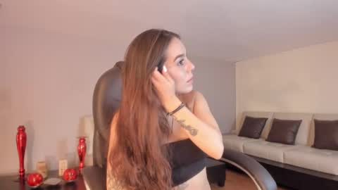 Snapshot of samii_live chatting on 09.23.25 Samii online show from 09.23.25