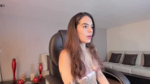 Snapshot of samii_live chatting on 09.23.25 Samii online show from 09.23.25