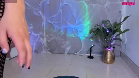 Snapshot of samii_monroe chatting on 10.16.25 Sam online show from 10.16.25