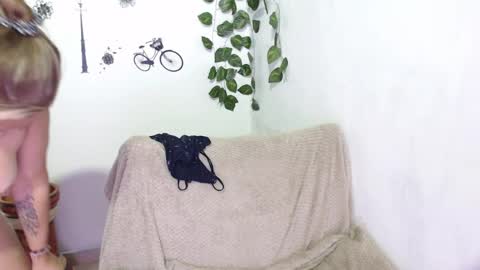 SAMIRA online show from 12.24.24