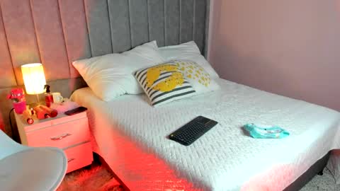 Snapshot of samiramalek chatting on 04.02.26 Samira Malek online show from 04.02.26