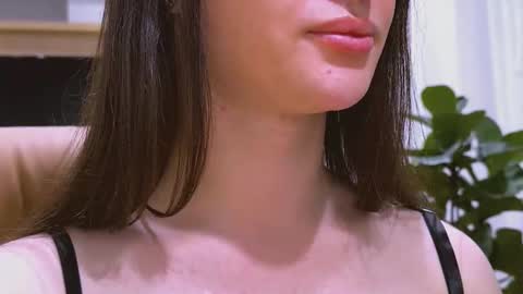 Snapshot of samiranovinha chatting on 02.19.26 Samira novinha online show from 02.19.26