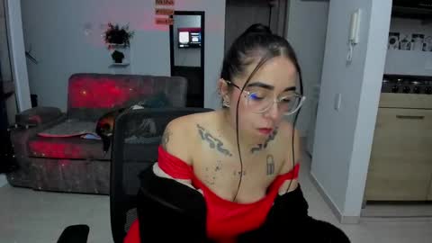 SARA online show from 11.17.25