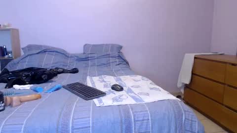 samlove online show from 12.30.24