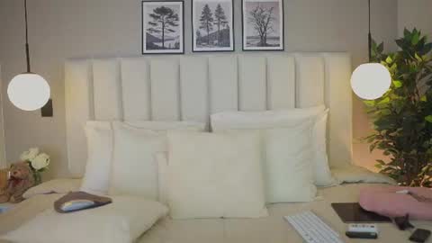 Snapshot of sammy_hamilton chatting on 06.26.26 Ana online show from 06.26.26