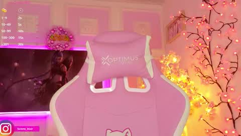 Snapshot of sammyblaer chatting on 12.22.25 Samantha online show from 12.22.25