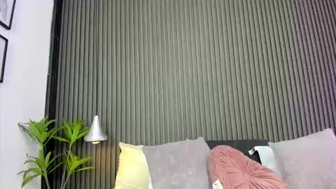 Axel online show from 09.15.25