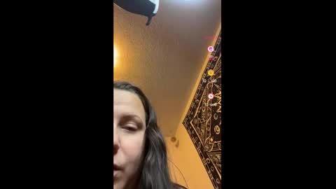 Snapshot of sammyraxx chatting on 11.19.25 Sammy Raxx online show from 11.19.25