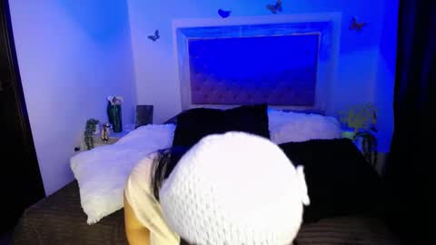 Snapshot of sammyrayy_ chatting on 01.01.25 Sammy online show from 01.01.25