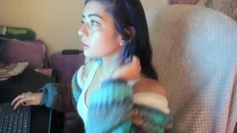   online show from 12.03.25