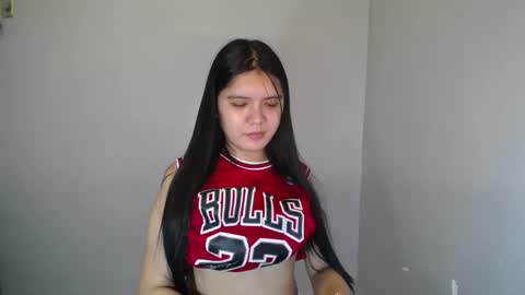 Snapshot of sampaguita_pinayxx chatting on 09.28.25 SOFIA online show from 09.28.25