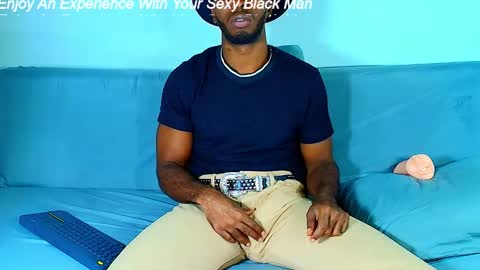 Snapshot of samsondauda chatting on 11.01.25 samson dauda online show from 11.01.25