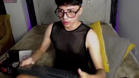 Snapshot of samu_foxxx chatting on 09.27.25 SAMU online show from 09.27.25