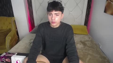 Snapshot of samu_foxxx chatting on 10.02.25 SAMU online show from 10.02.25