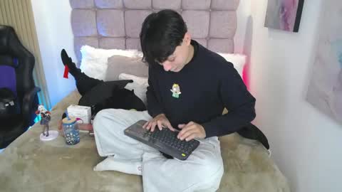 Snapshot of samu_foxxx chatting on 05.27.26 SAMU online show from 05.27.26