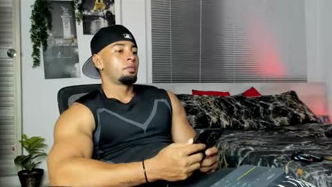 Snapshot of samuel2rd chatting on 04.14.26 samuel2rd online show from 04.14.26