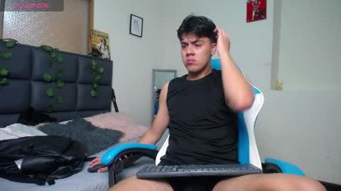 Snapshot of samuel_dark chatting on 04.08.26 samuel_dark online show from 04.08.26