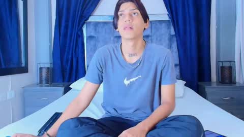 Samuel Sincee online show from 01.22.25