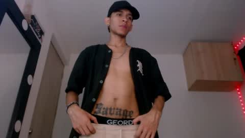   online show from 12.10.24