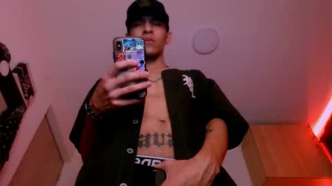   online show from 02.10.25