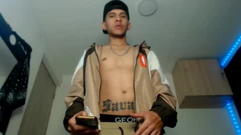   online show from 03.03.25