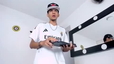   online show from 03.30.26