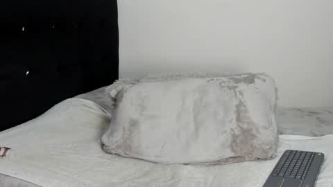 Samuel online show from 12.21.24