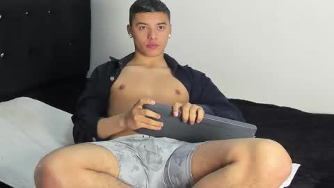 Samuel online show from 10.03.25