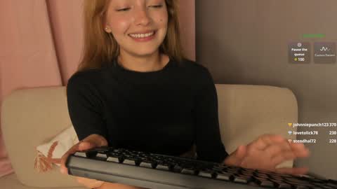 Snapshot of samy_bae chatting on 12.31.24 Samantha online show from 12.31.24