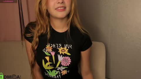 Snapshot of samy_bae chatting on 02.18.25 Samantha online show from 02.18.25