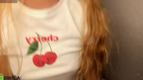 Snapshot of samy_bae chatting on 02.20.25 Samantha online show from 02.20.25