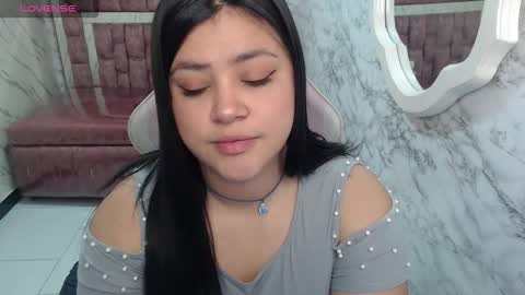 Snapshot of samy_collen_v chatting on 02.28.26 Samy online show from 02.28.26