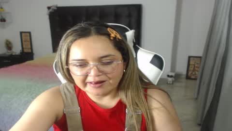 Snapshot of samy_vsn chatting on 02.20.25 samy_vsn online show from 02.20.25