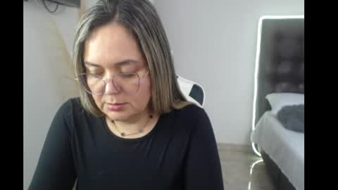 Snapshot of samy_vsn chatting on 10.03.25 samy_vsn online show from 10.03.25